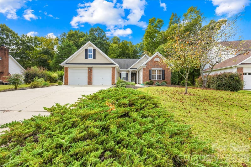 9521 Foggy Meadow Rd, Charlotte, NC 28269