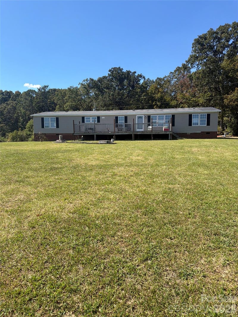 2926 Edwards Rd, Wingate, NC 28174