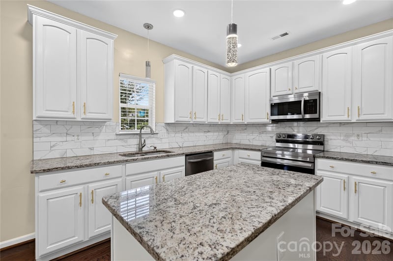 11019 Woods Corner Ct, Charlotte, NC 28277