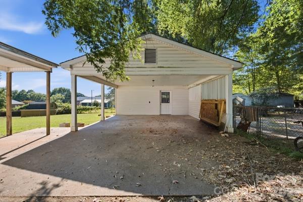 1411 Reid St, Statesville, NC 28677