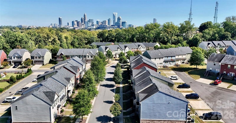 1710 Evergreen Dr, Charlotte, NC 28208