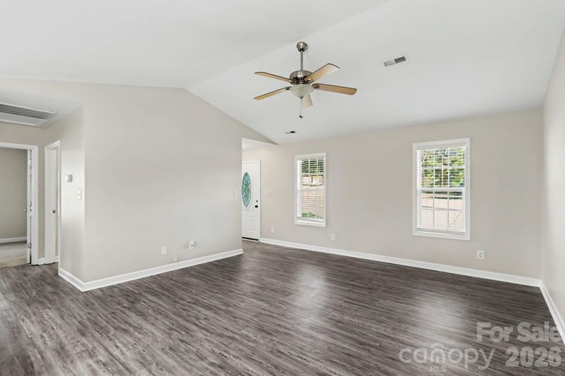 1488 Ontario Dr, Kannapolis, NC 28083