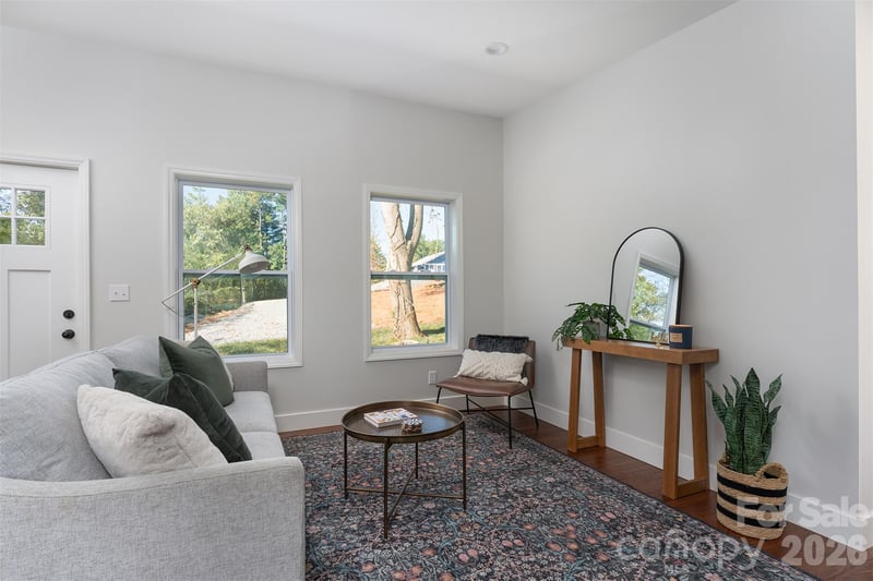22 Crestfield Ave, Asheville, NC 28804