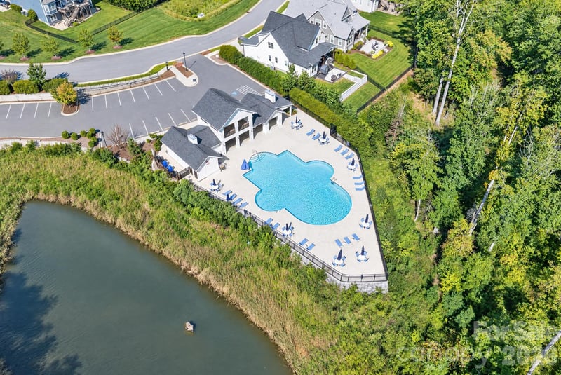 133 Tomahawk Dr, Mooresville, NC 28117