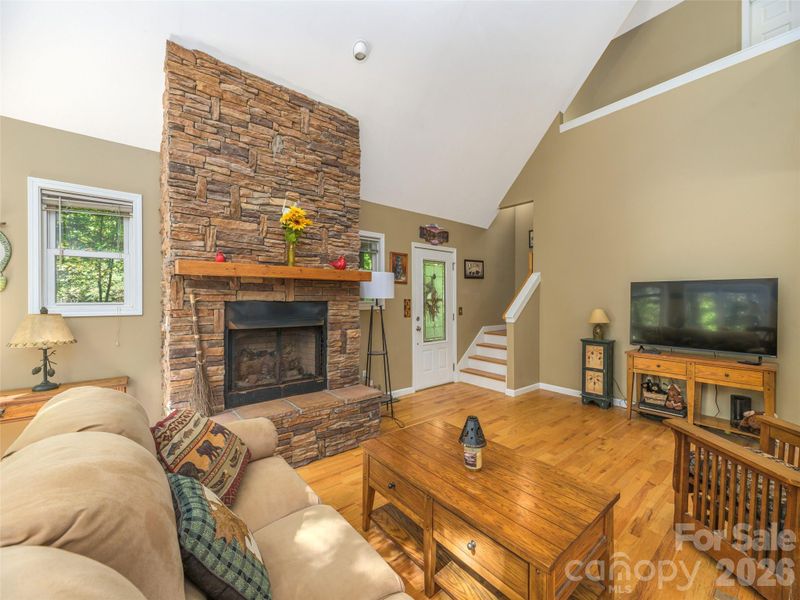 222 Serenity Dr, Waynesville, NC 28785