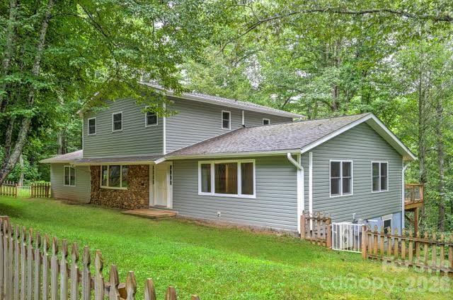 94 West Ridge Rd, Mars Hill, NC 28754
