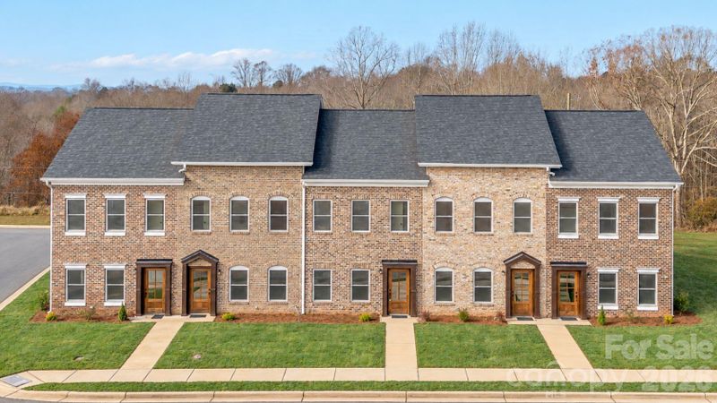 2113 24th Street Ln, Hickory, NC 28602