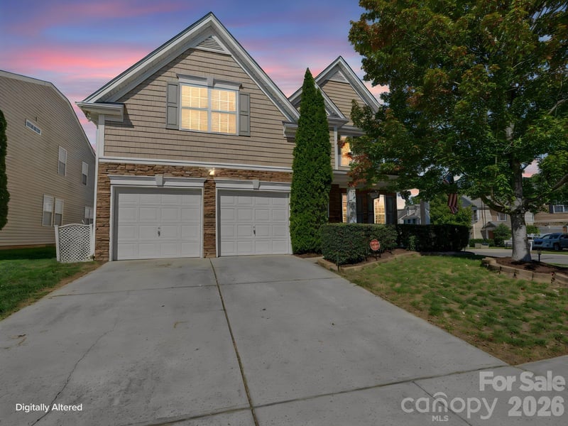 10900 Sand River Ct, Davidson, NC 28036