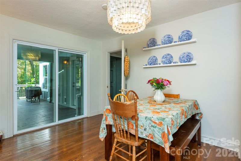 420 Old Haw Creek Rd, Asheville, NC 28805