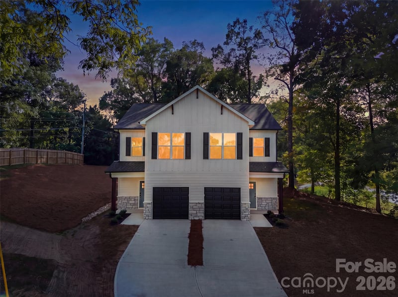 605 Coulwood Dr, Charlotte, NC 28214