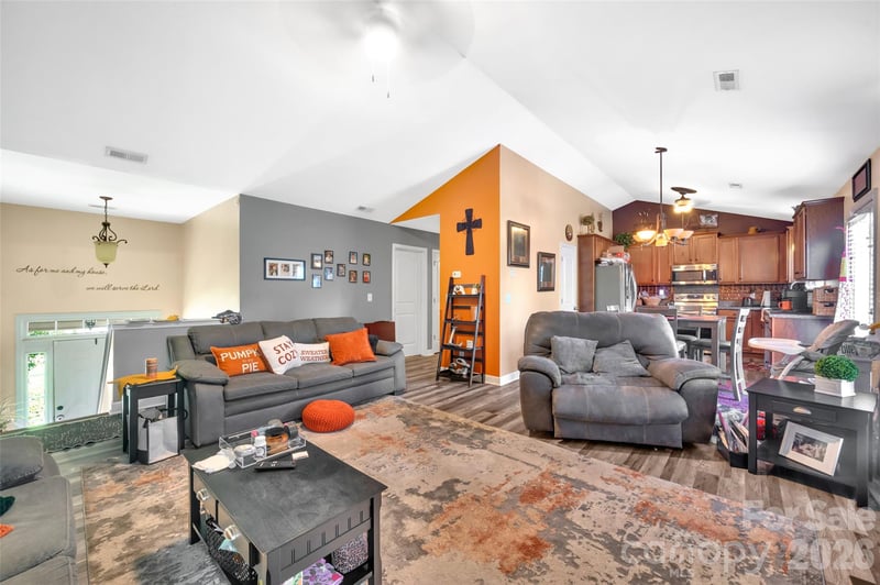 392 Lone Tree Ln, Clover, SC 29710