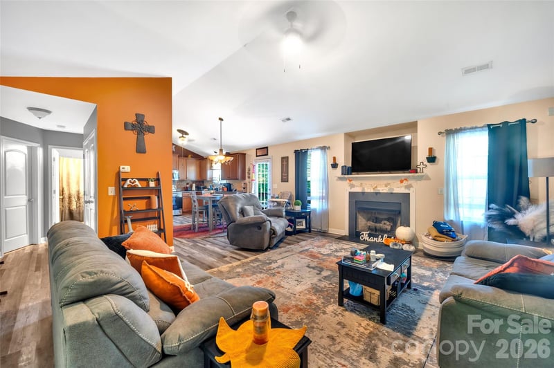 392 Lone Tree Ln, Clover, SC 29710