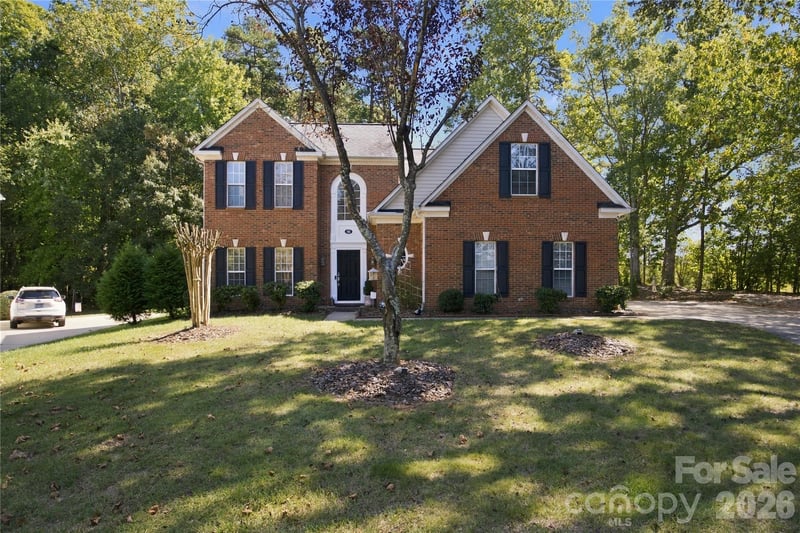 195 Huntly Ln, Mooresville, NC 28115