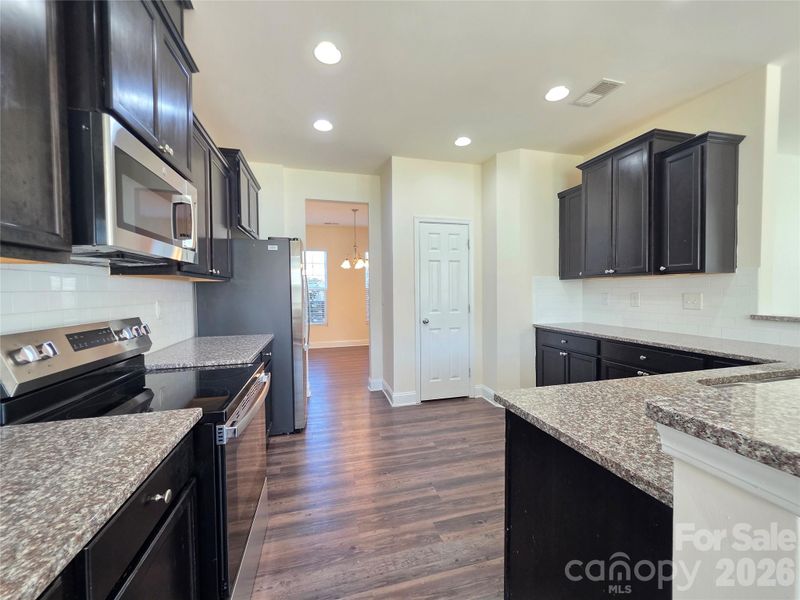 104 Sassafras Rd, Mooresville, NC 28115