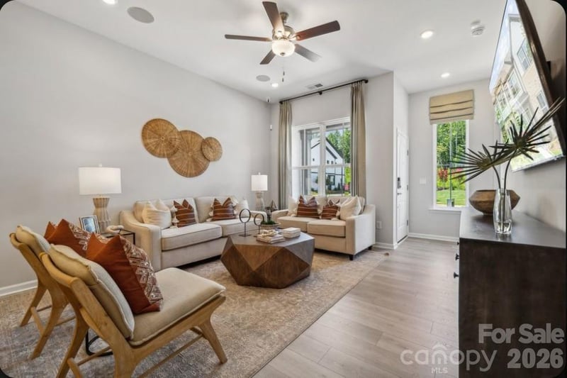 21230 Lake Run Dr, Charlotte, NC 28278