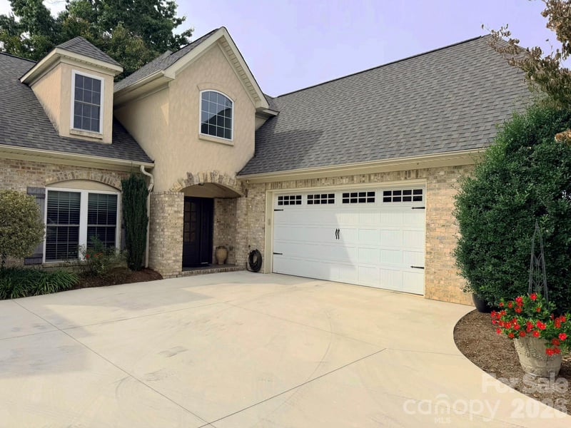149 42nd Avenue Dr NW, Hickory, NC 28601