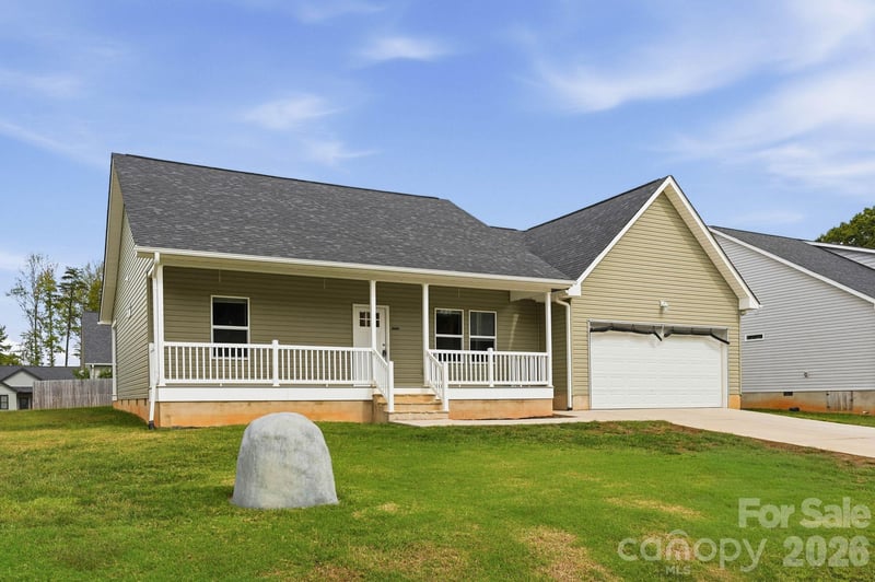 7667 Sarah Dr, Denver, NC 28037
