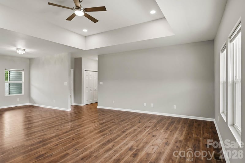 7667 Sarah Dr, Denver, NC 28037