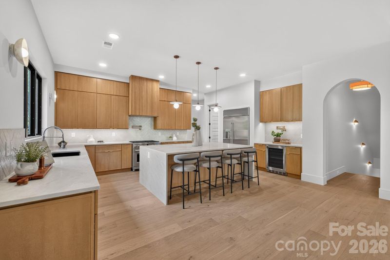 433 Hollis Rd, Charlotte, NC 28209