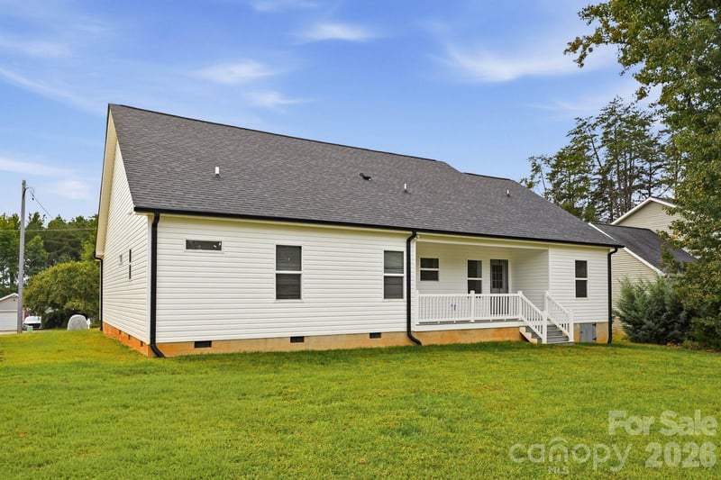 7659 Sarah Dr, Denver, NC 28037