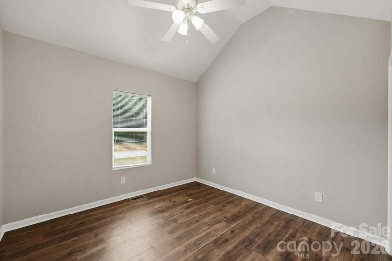 7659 Sarah Dr, Denver, NC 28037