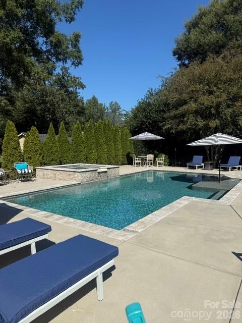 15502 Tolliver Dr, Charlotte, NC 28277