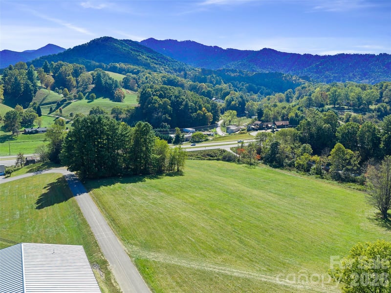 00 W Burnsville Church Rd, Burnsville, NC 28714
