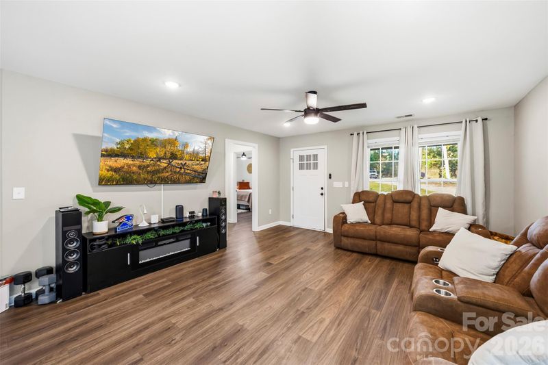 4539 Hwy 97 Hw, Hickory Grove, SC 29717