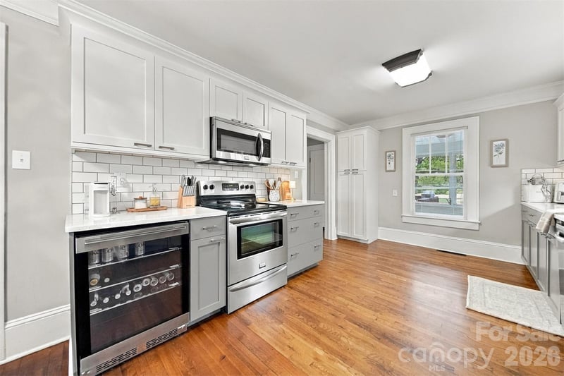 1339 5th St NE, Hickory, NC 28601
