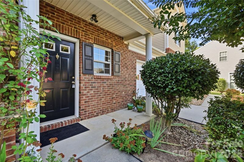 5426 Johnston Mill Ct, Charlotte, NC 28269