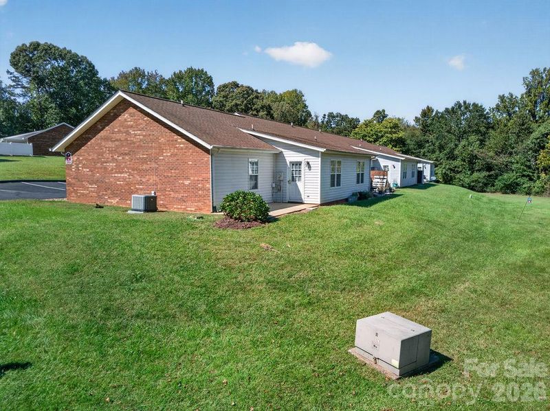 122 24th St NW, Hickory, NC 28601