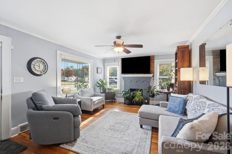 705 Deaton St, Kannapolis, NC 28081