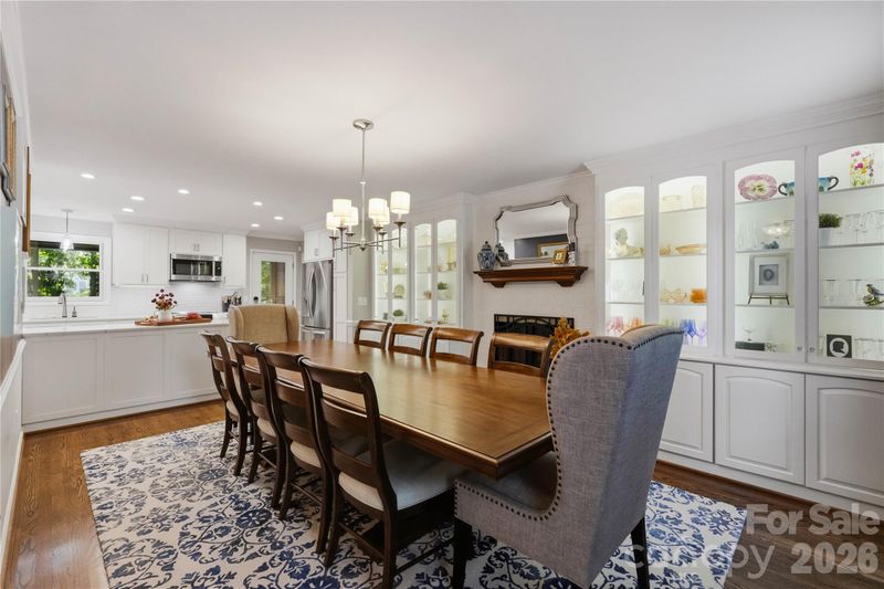 1249 Ashley Creek Dr, Matthews, NC 28105