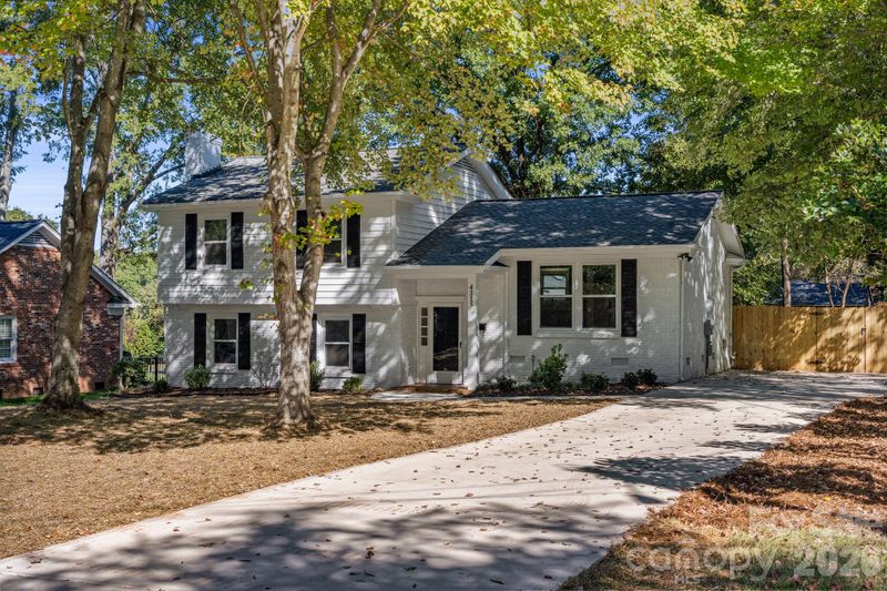 4315 Chandworth Rd, Charlotte, NC 28210