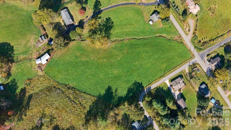 000 Beaverdam Rd, Canton, NC 28716