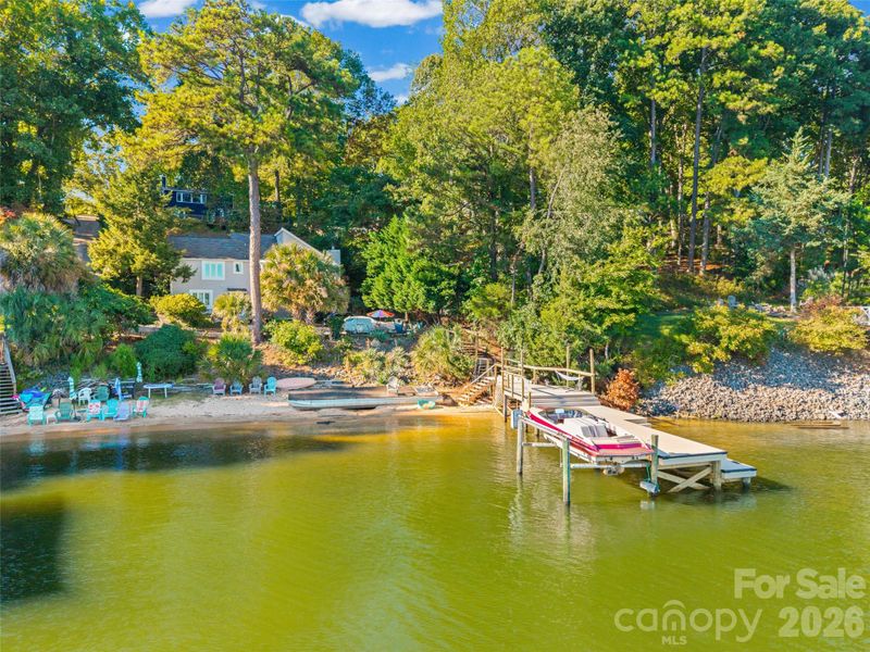 2065 Marquesas Ave, Tega Cay, SC 29708