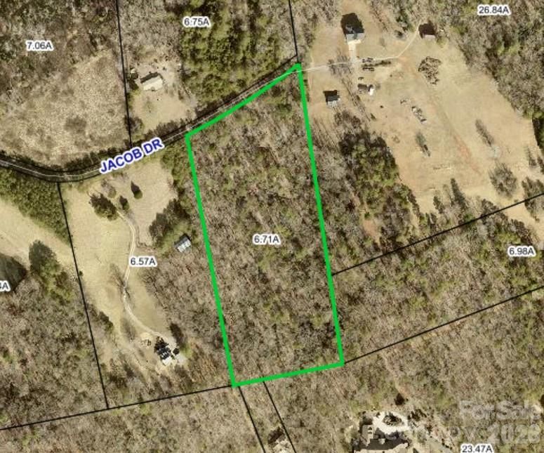 00 Jacob Dr, Hickory, NC 28602