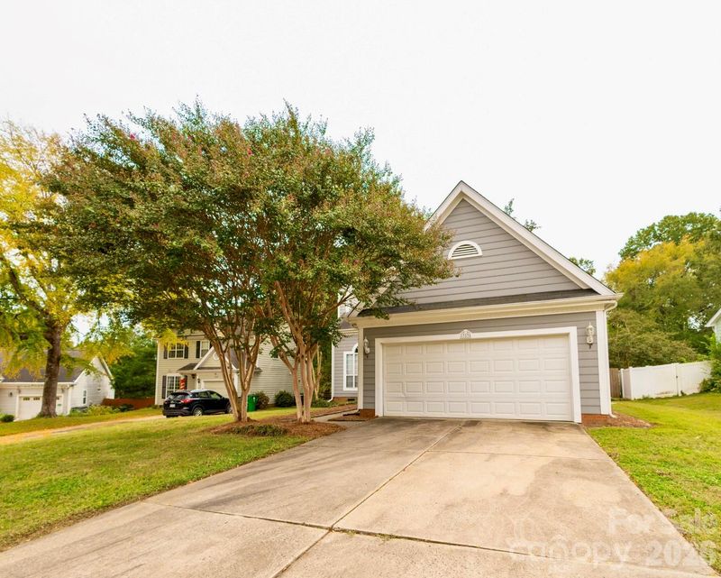 13836 Poppleton Ct, Charlotte, NC 28273