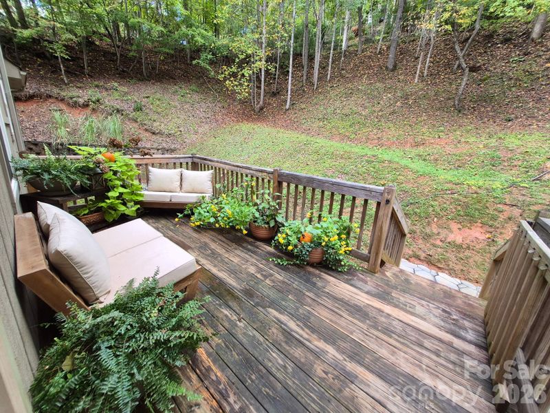 237 Mallard Rd, Lake Lure, NC 28746