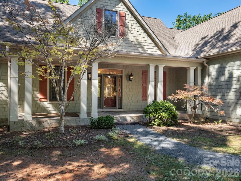 620 N Highland Rd, Mill Spring, NC 28756