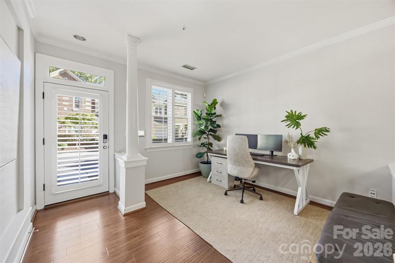 976 Park Slope Dr, Charlotte, NC 28209