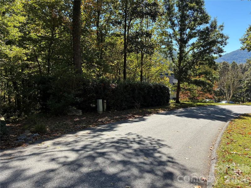 99999 Cliffview Dr, Asheville, NC 28803