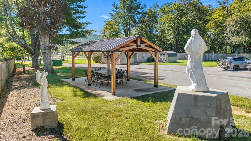 1589 Cane Creek Rd, Fletcher, NC 28732