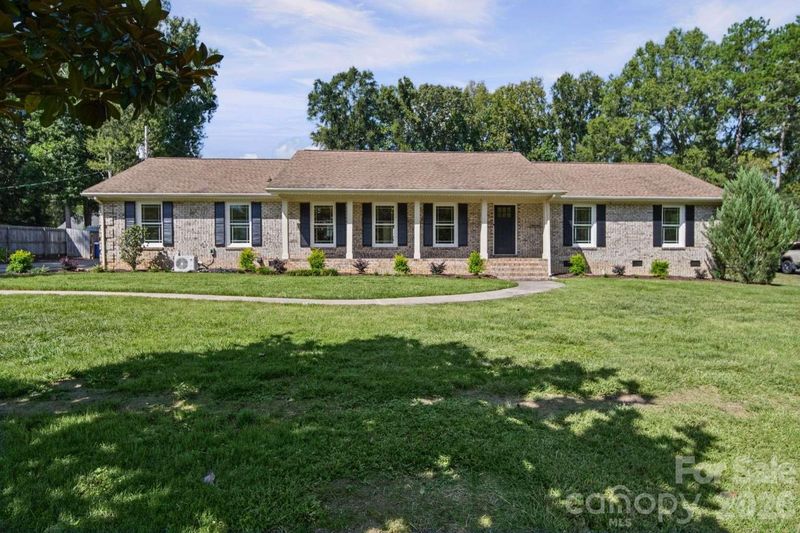 7301 Pine Lake Ln, Mint Hill, NC 28227