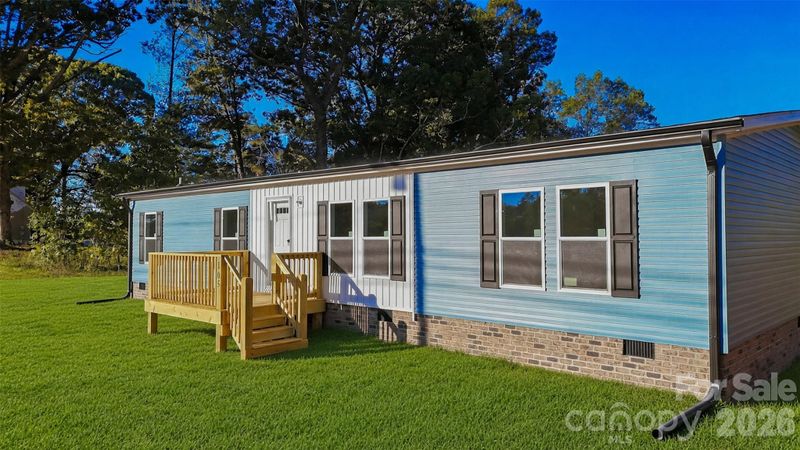 105 Estate Dr, Statesville, NC 28678
