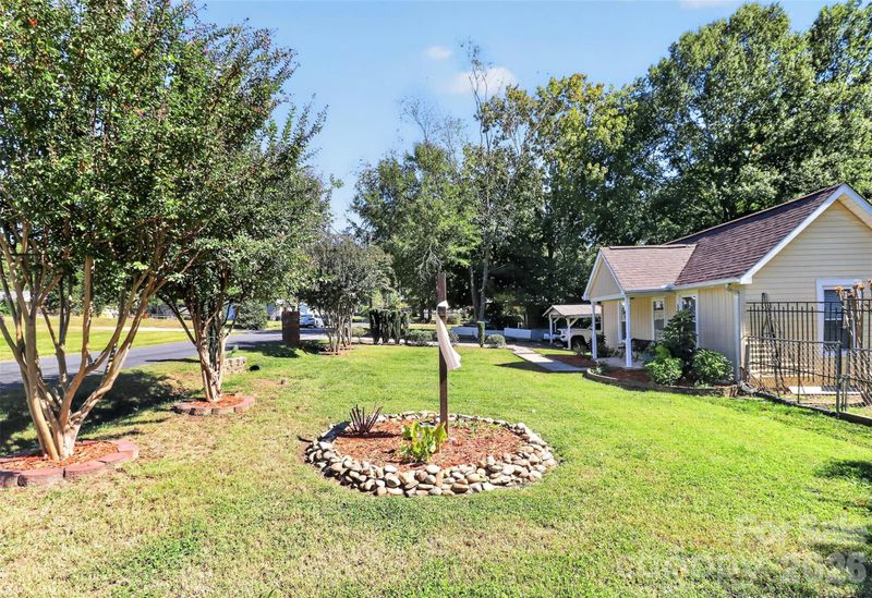 502 E 23rd St, Kannapolis, NC 28083