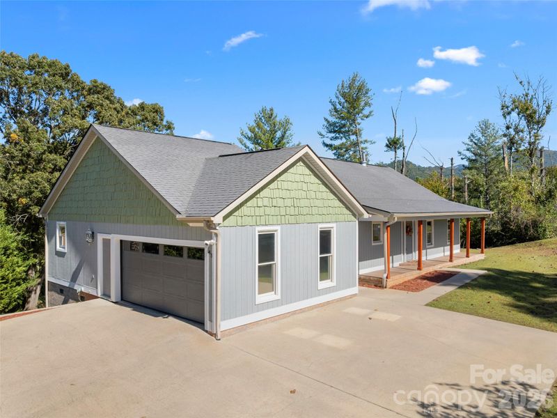 45 Bonnie Brae Dr, Weaverville, NC 28787