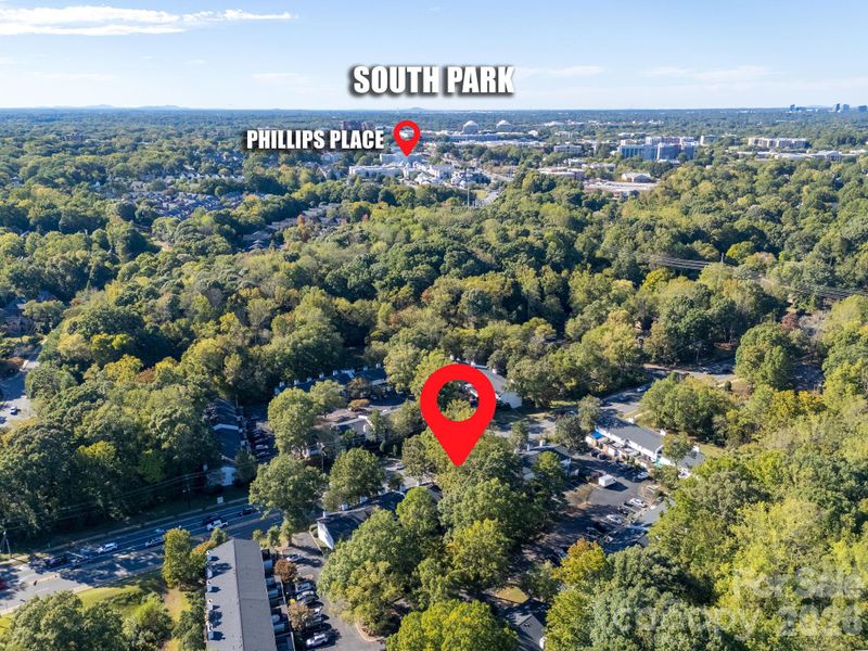 3732 Winding Creek Ln, Charlotte, NC 28226