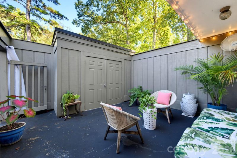3732 Winding Creek Ln, Charlotte, NC 28226