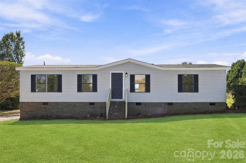 144 Sonja Dr, Statesville, NC 28677
